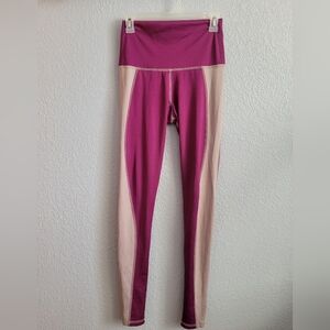 Mika Yoga Wear Fuchsia and Cream Detail